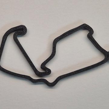 Silverstone Track Keychain for Fans - Compact 60x60x4mm F1 Theme Accessory - Ideal for Enthusiasts - Sleek and Practical Design - Image 2